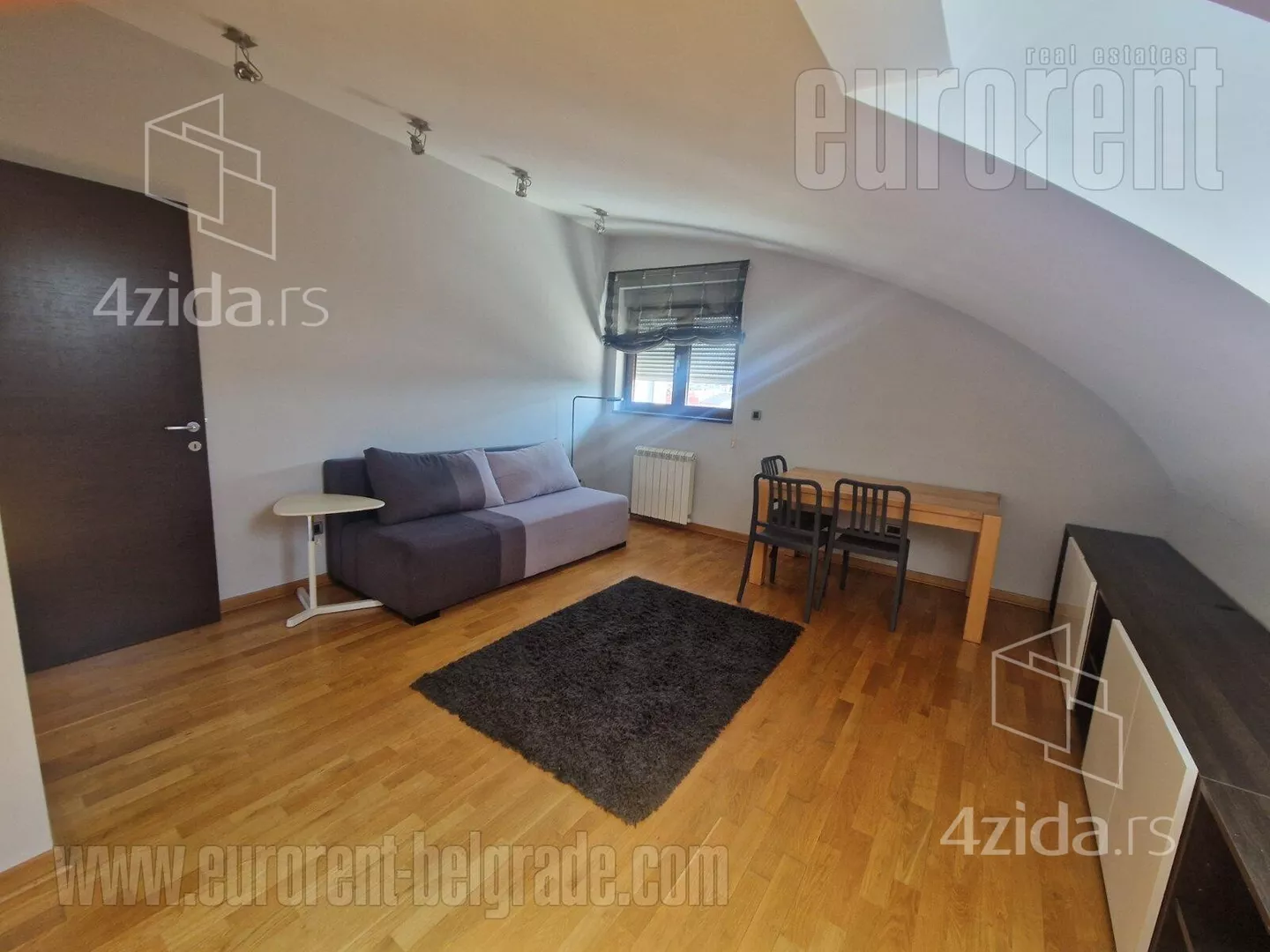 Petosoban stan | 4zida