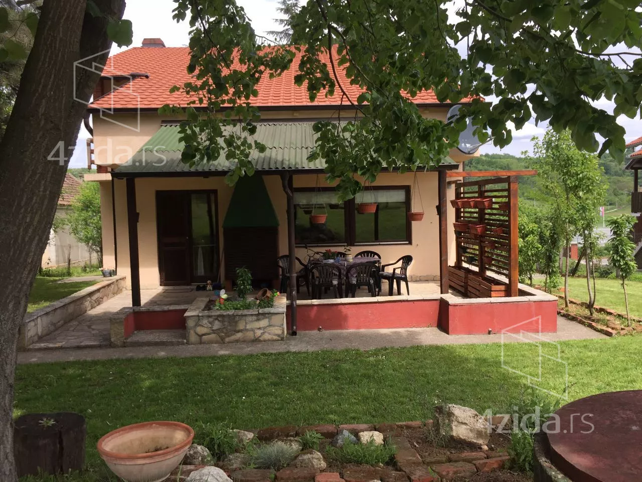 3-etažna kuća | 4zida
