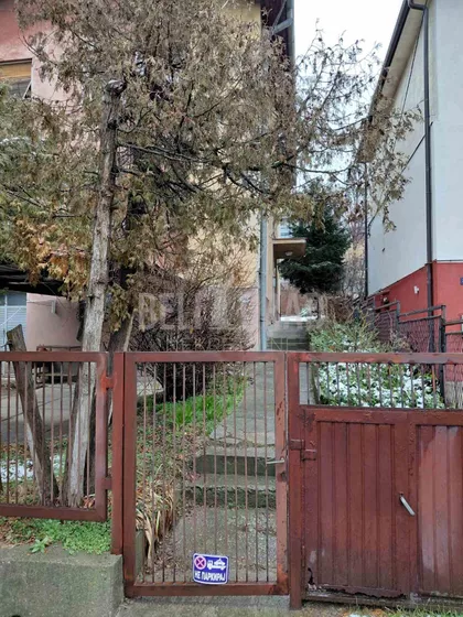 Mira Popare | 4zida.rs