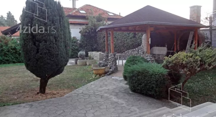 Kuća | 4zida