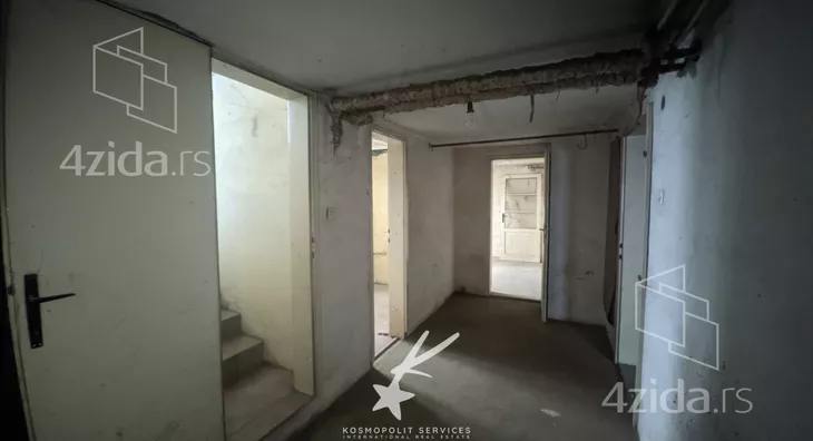 4-etažna kuća | 4zida