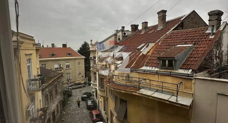Četvoroiposoban stan | 4zida
