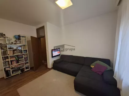 Čubura | 4zida.rs