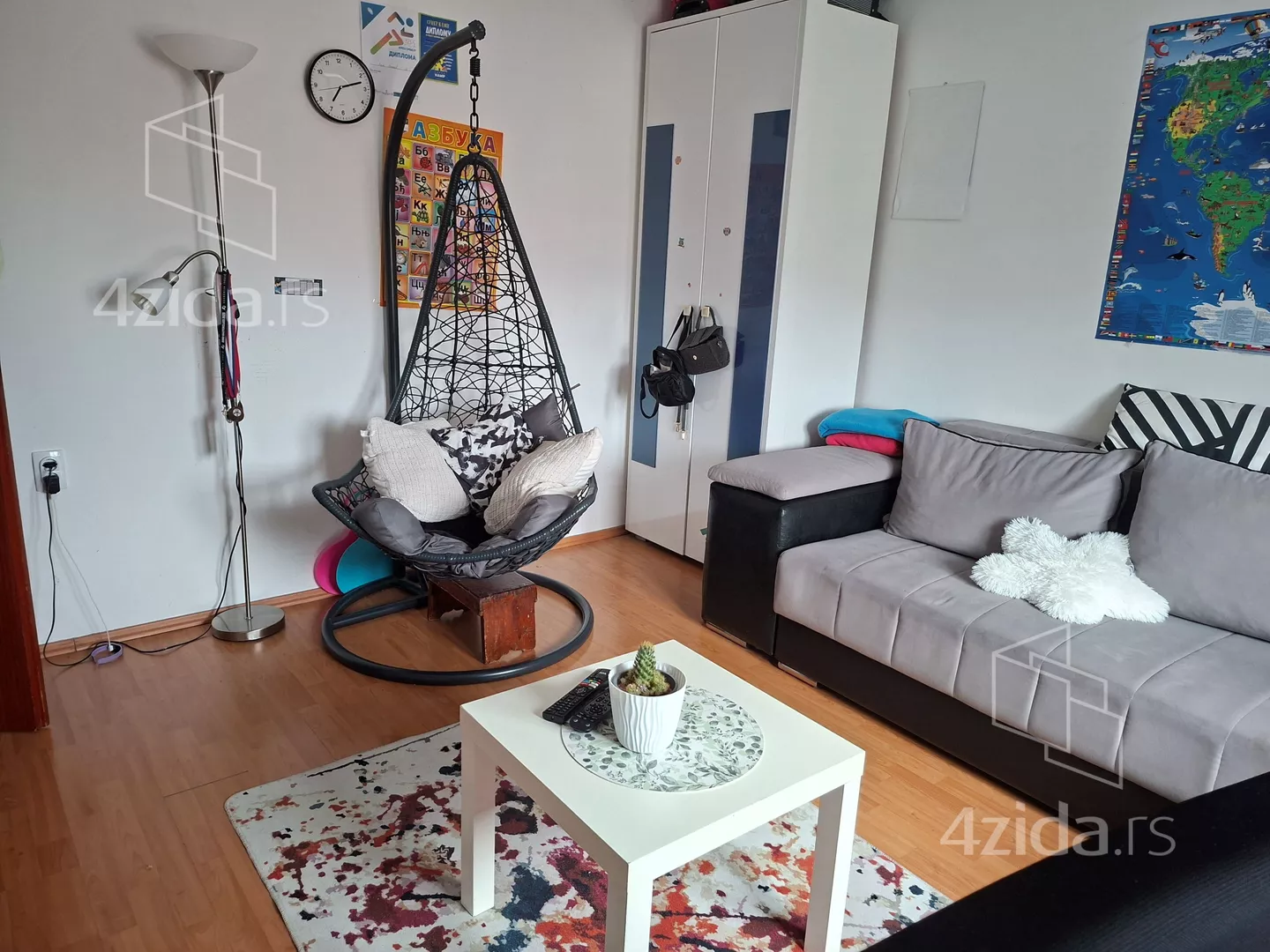 Dvoiposoban stan | 4zida