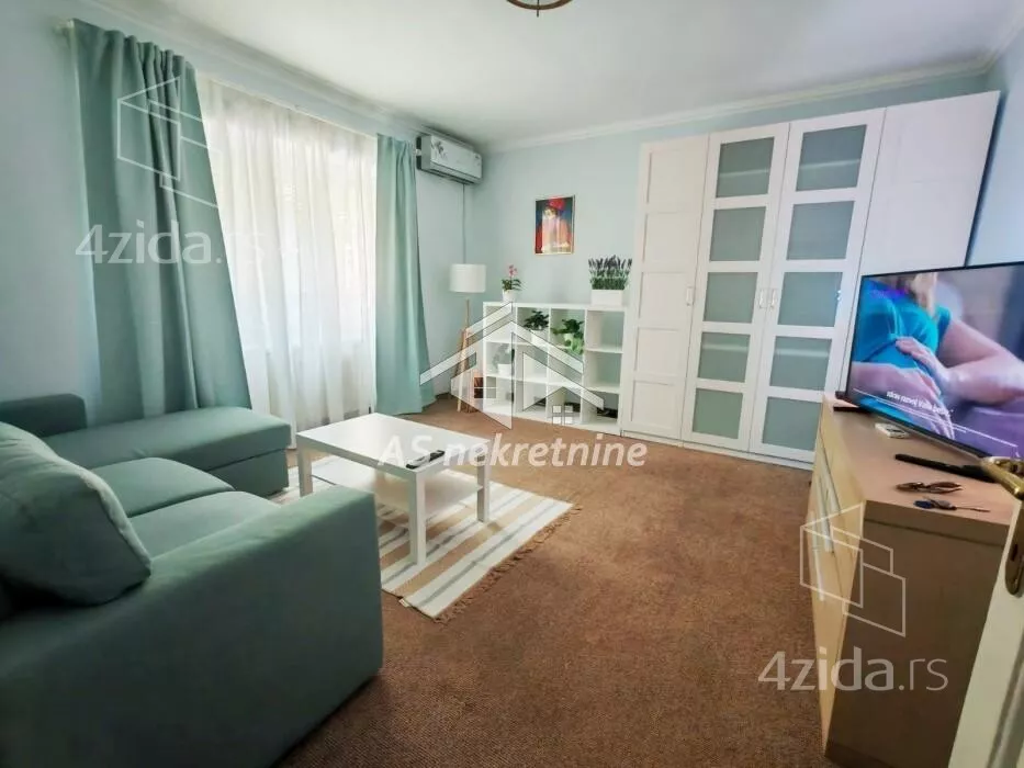 Fotografija stana 1 od 26