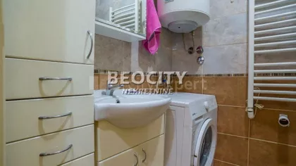 Dobrovoljačka | 4zida.rs