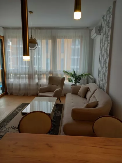 Tadije Sondermajera | 4zida.rs