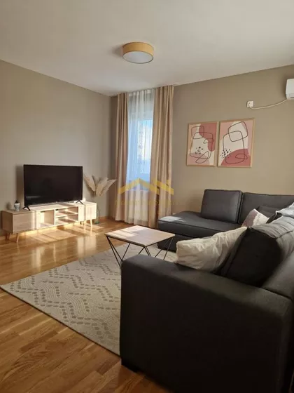 Jugovićevo | 4zida.rs