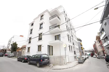 Lekino Brdo | 4zida.rs