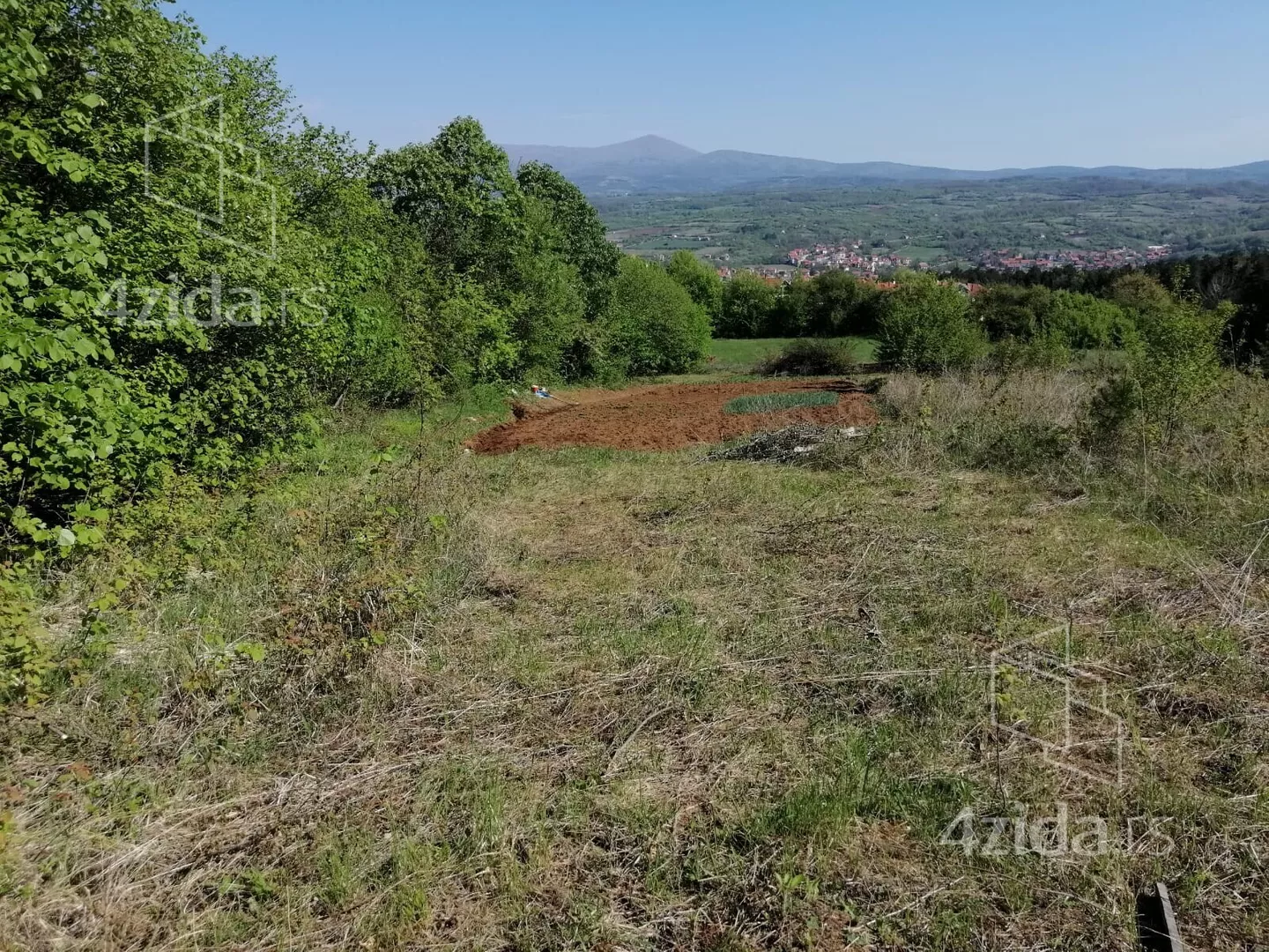 Građevinsko zemljište | 4zida