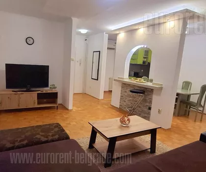 BEŽANIJSKA KOSA 2 | 4zida.rs