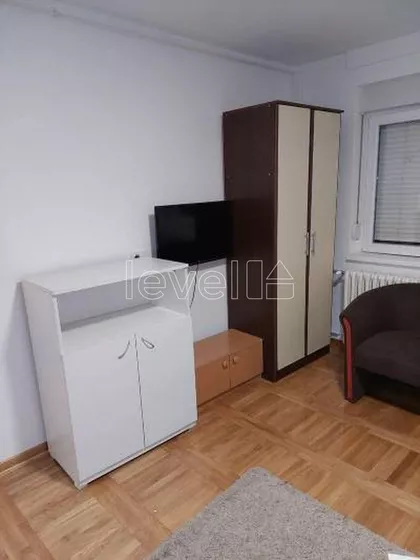 Železnička stanica | 4zida.rs