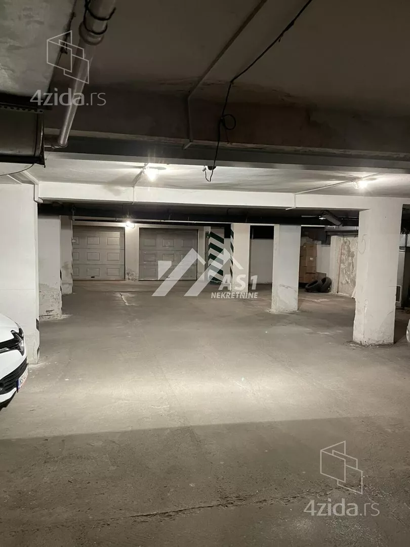 Garaža | 4zida