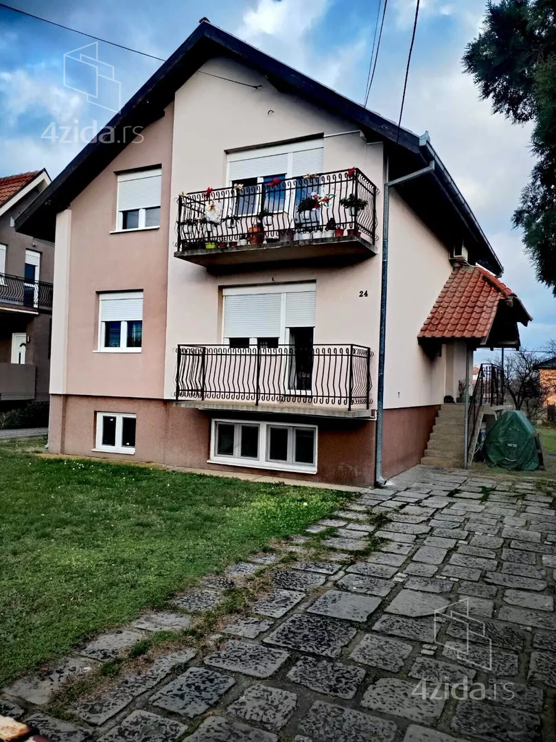 2-etažna kuća | 4zida