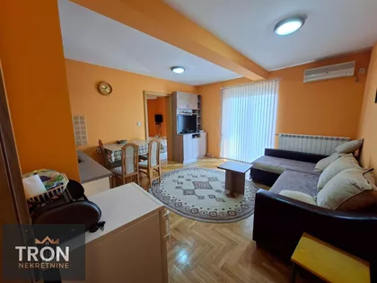 Nemanjina | 4zida.rs