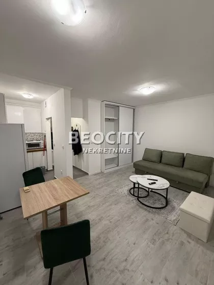 Brace Jugovica | 4zida.rs