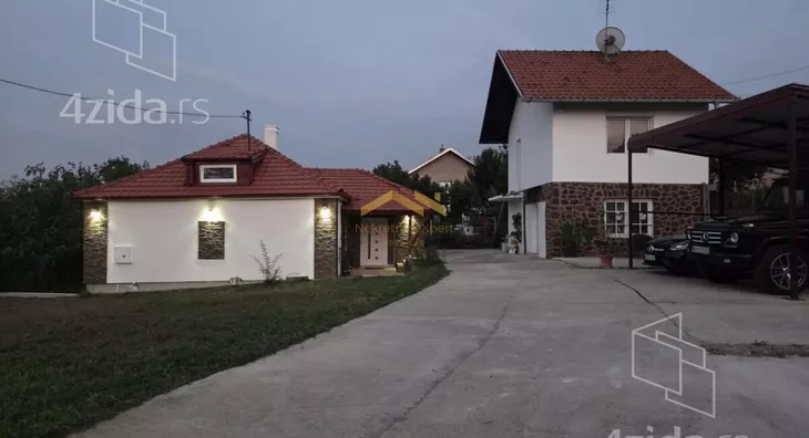 Kuća | 4zida