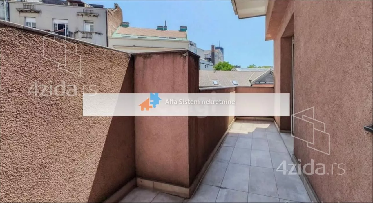 Petosoban stan | 4zida