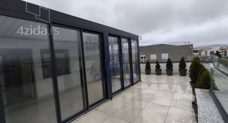 Petosoban stan | 4zida