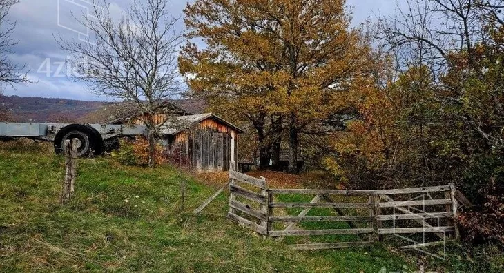 Plac | 4zida