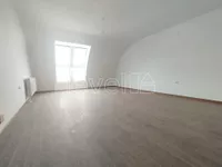 Šestosoban stan | 4zida