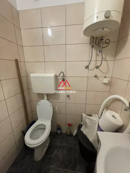 Trg Komenskog | 4zida.rs
