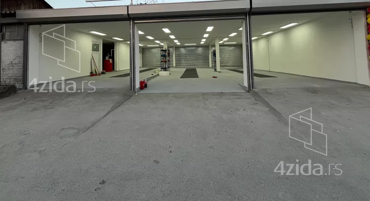 Poslovni prostor | 4zida