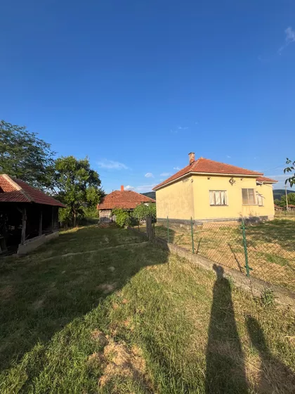 Šumadijska | 4zida.rs