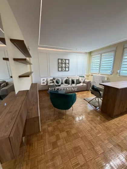 Studentsks | 4zida.rs