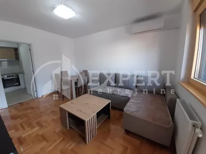 Prvomajska | 4zida.rs