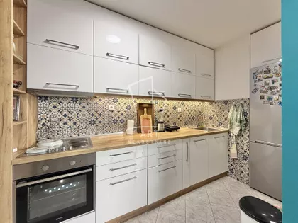 Cara Lazara | 4zida.rs