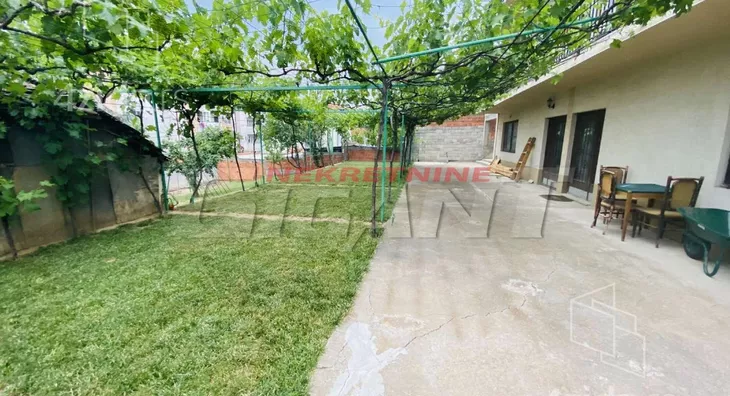 4-etažna kuća | 4zida