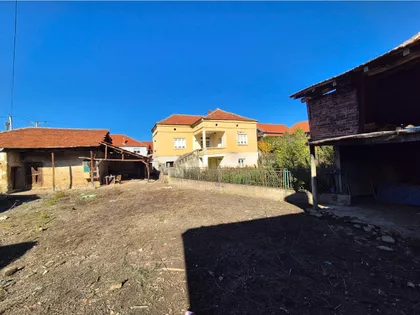 Svetog Save 2 | 4zida.rs