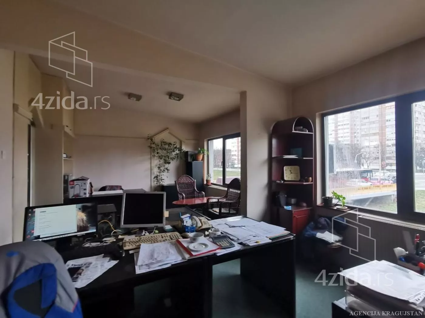 Poslovni prostor | 4zida