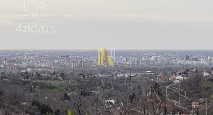Plac | 4zida