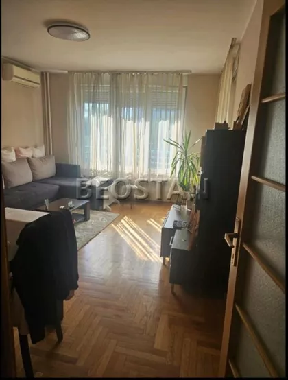 Bulevar Arsenija Carnojevica | 4zida.rs