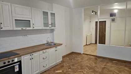 Pariske Komune | 4zida.rs