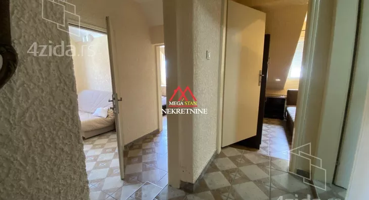 Troiposoban stan | 4zida