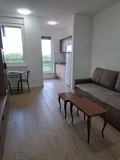 Prvomajska | 4zida.rs