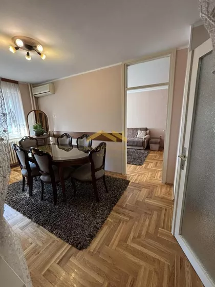Bulevar Oslobođenja | 4zida.rs