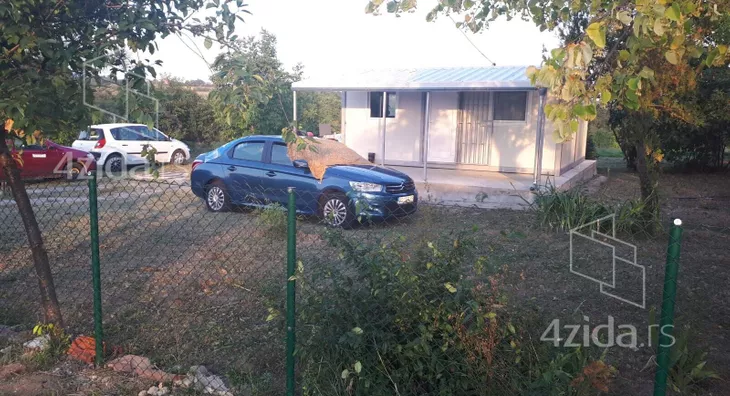 Građevinsko zemljište | 4zida