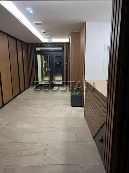 22. oktobra | 4zida.rs