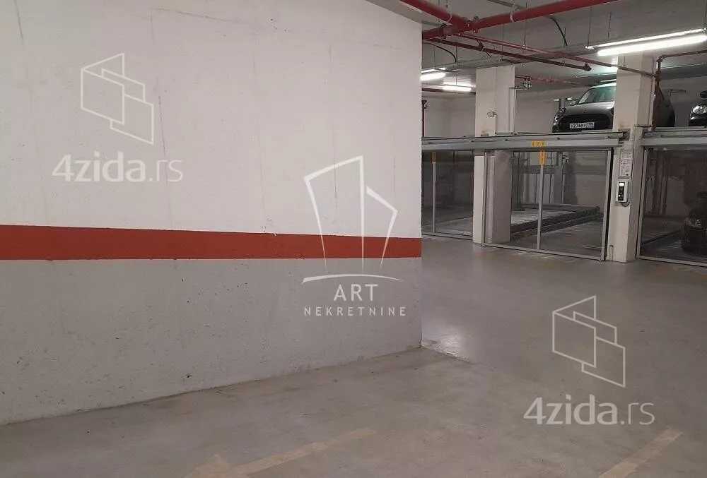 Garaža | 4zida