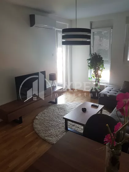 Sestre Baković | 4zida.rs