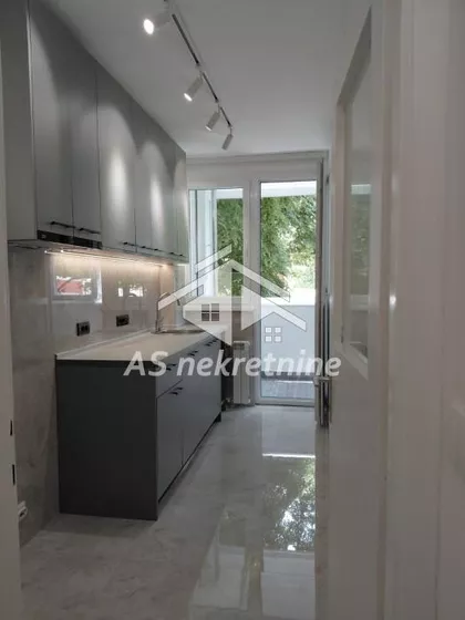 Blok 11c - Stari Merkator | 4zida.rs