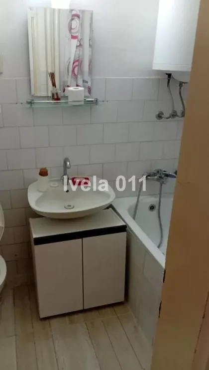 Pere Velimirovića | 4zida.rs