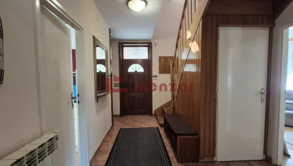 Mali Radanovac | 4zida.rs