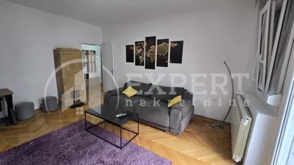 Učitelj Tasina | 4zida.rs