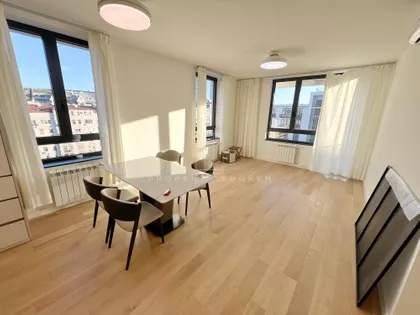 Nikolaja Kravcova | 4zida.rs