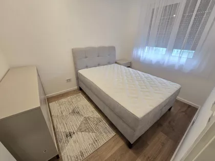 Cara Dušana | 4zida.rs